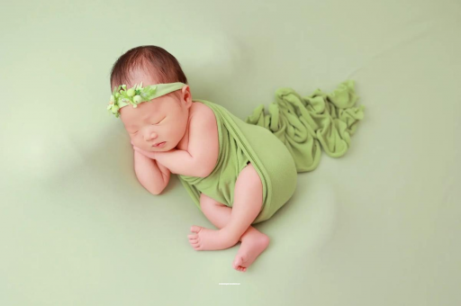 东方宝宝拍嗝吐奶 东方宝宝拍嗝吐奶